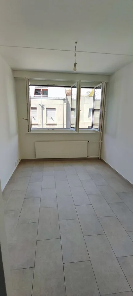Studio rénové à la Jonction