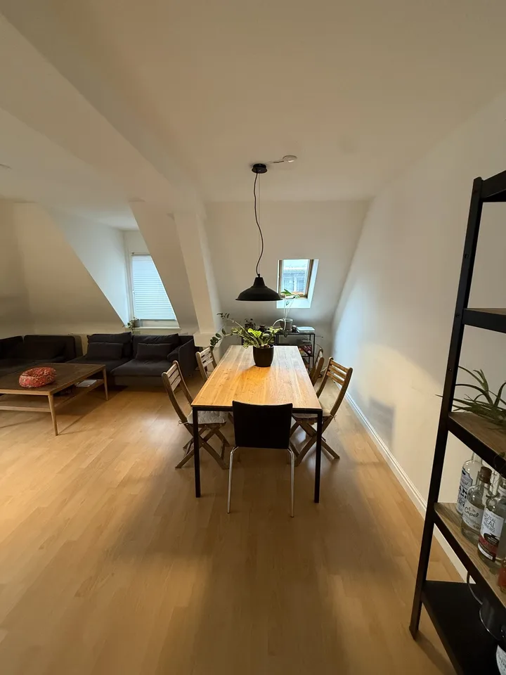 Wunderschöne Wohnung im Herzen von Wiedikon – zentral in Zürich gelegen