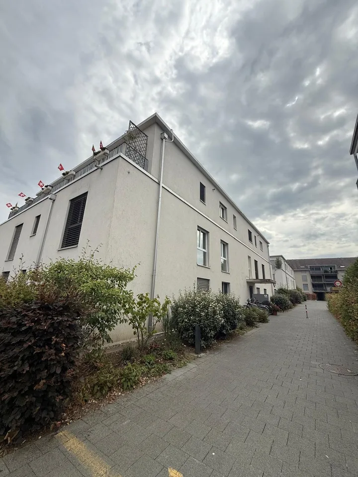 Grosszügige 4.5 Zimmerwohnung in Aegerten