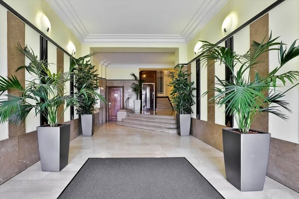 Magnifiques bureaux avec vue sur la rade !
