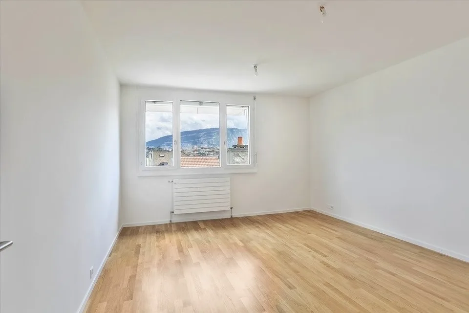 Magnifiques bureaux avec vue sur la rade ! – Foto 8 von 12