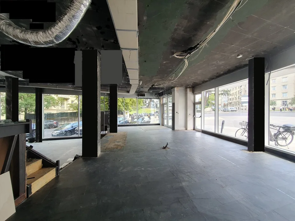 Magnifique arcade de 183 m2 + sous-sol