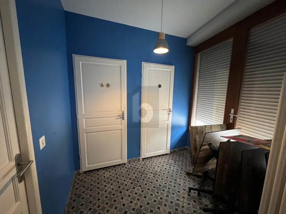 MAGNIFIQUE SITUATION À L'ENTRÉE DE ST-JEAN