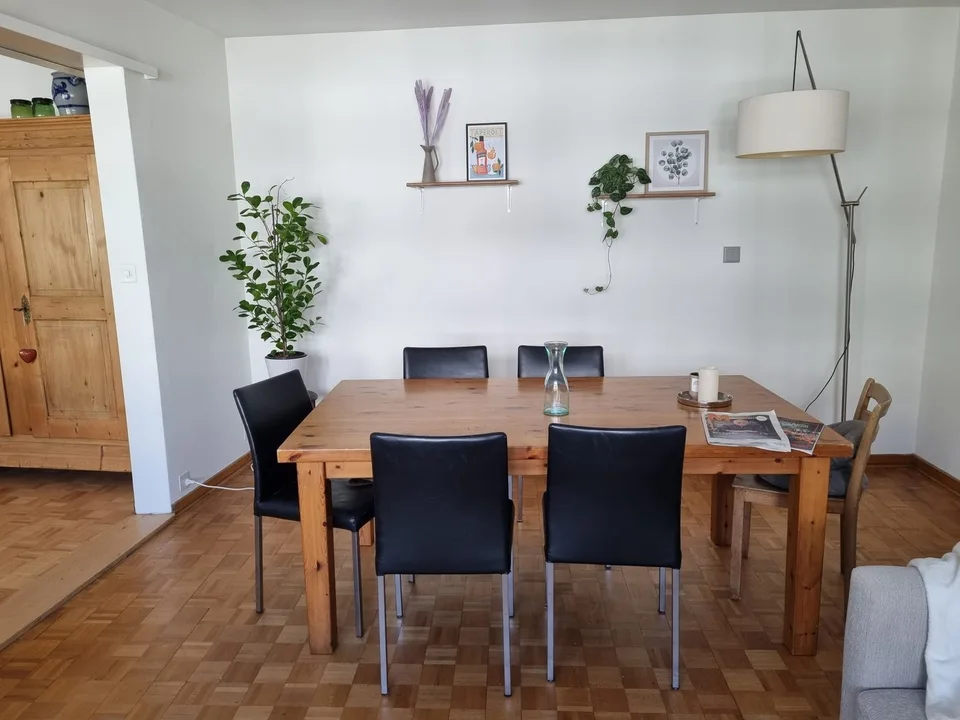 WG-Zimmer direkt beim Bundesplatz