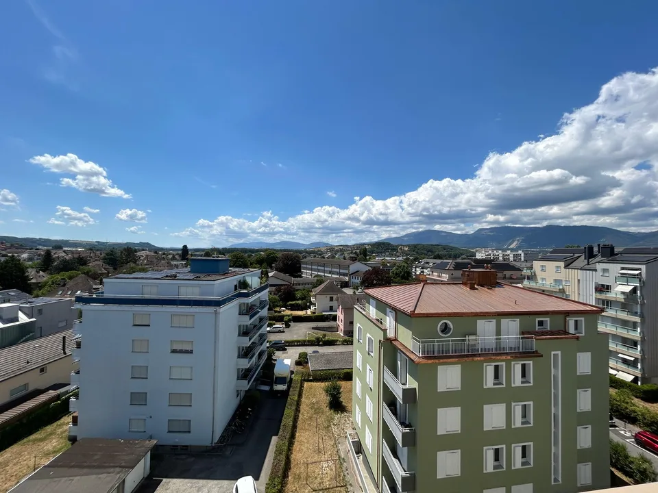 Appartement 3.5 pièces lumineux avec vue panoramique à Yverdon-les-Bains