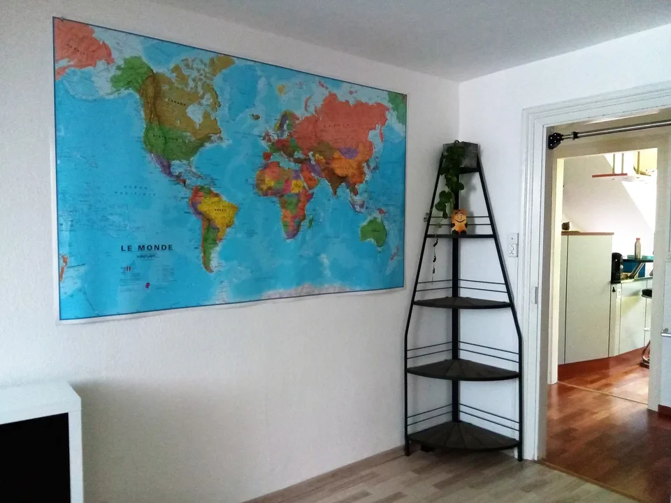 Quiet, fully furnished room in green Gellert – spacious shared home near Basel SBB
