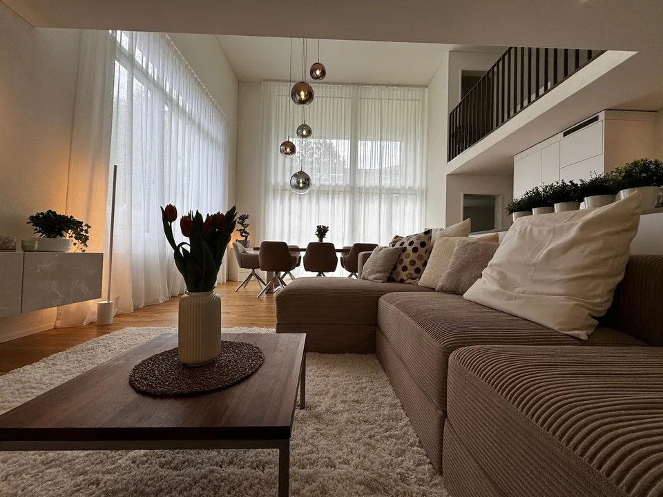 Befristet, möbliert: 4.5-Zimmer-Maisonette in Uster