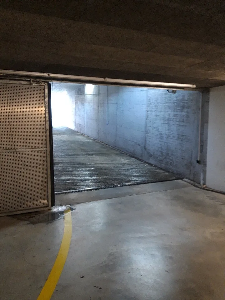 Garageplatz nahe Bahnhof
