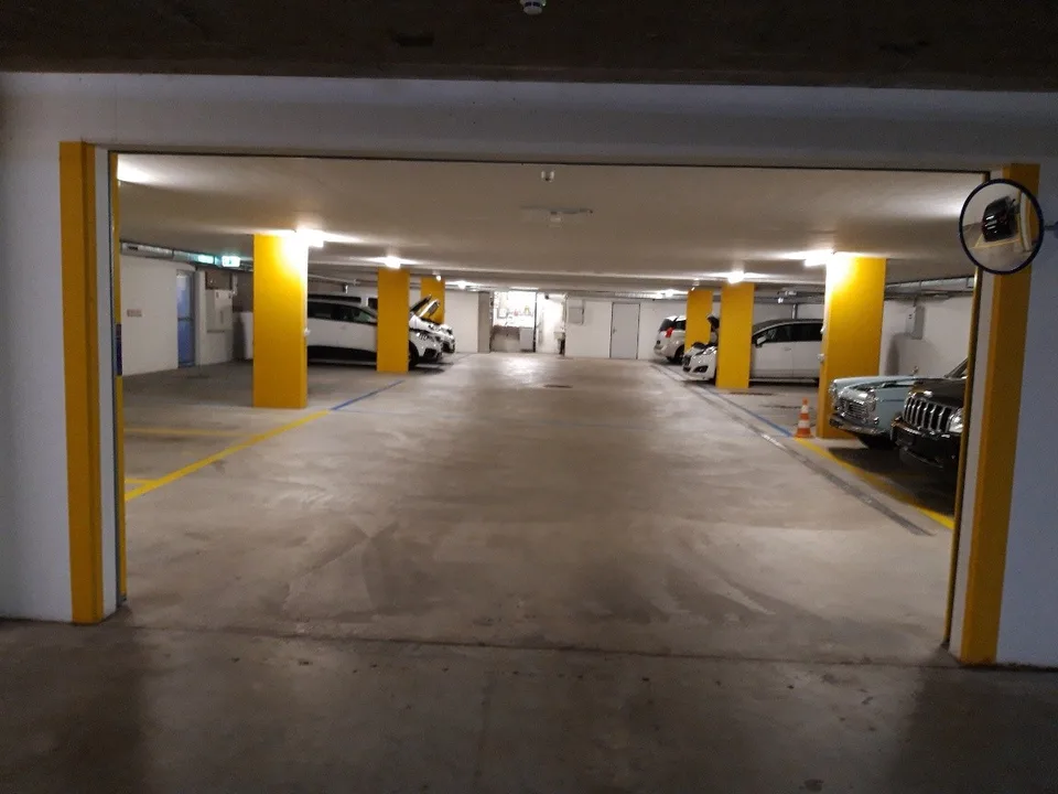 Garageplatz nahe Bahnhof