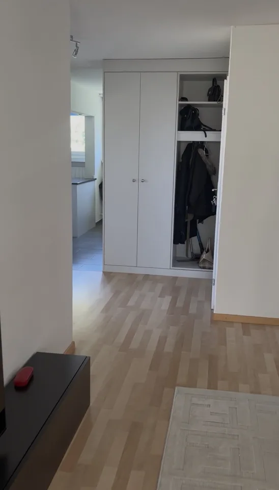Möblierte 2.5-Zimmer-Wohnung in Bonstetten – befristet vom 01.08. bis 31.10. mit Möglichkeit auf Übernahme der Wohnung samt Möbel