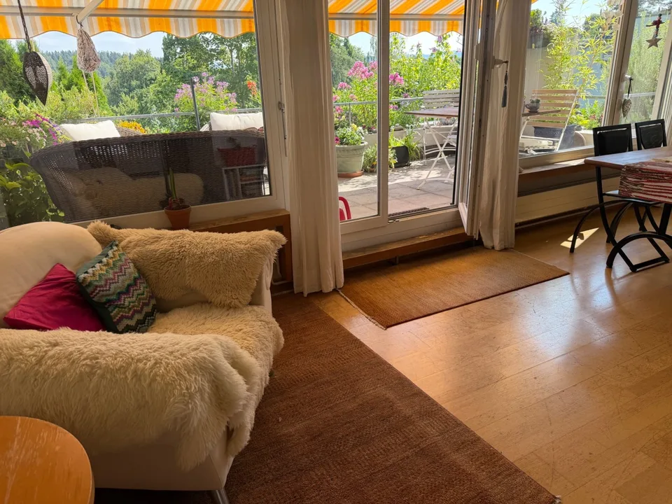 🌿 Summer Retreat in Nature – Beautiful Apartment with Two Lush Terraces (August 8 – September 5, 2026)