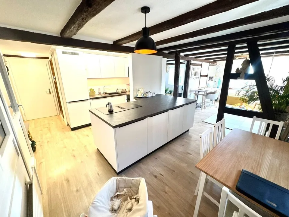 Dörflingen – Gepflegte 4.5-Zimmer-Wohnung im Grünen, mit Garten und Wintergarten