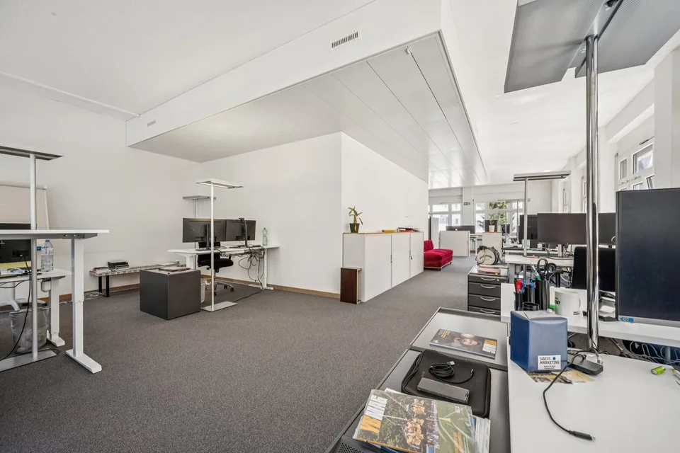 Büroflächen an Toplage beim Bahnhof Oerlikon  im Züri11