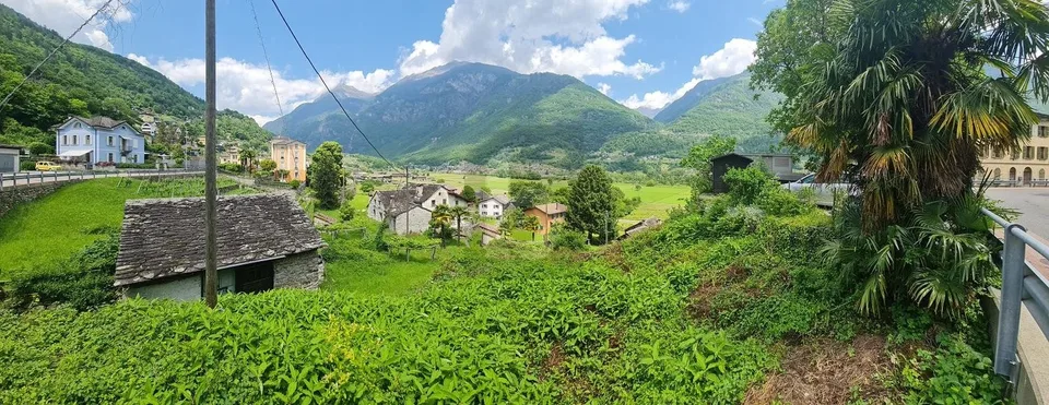 EDIFICABILE IN POSIZIONE SOLEGGIATA E CON VISTA APERTA