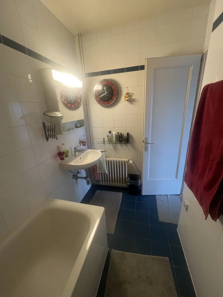 🏡 Bright & Cozy Room Available in Beautiful Carouge – Available Immediately