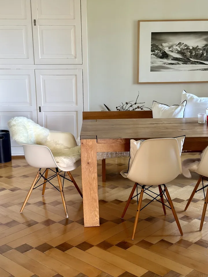 BEFRISTET!!! Einzigartige 4 Zimmer Wohnung in Kilchberg, möbliert (befristet 5.-26.9.)
