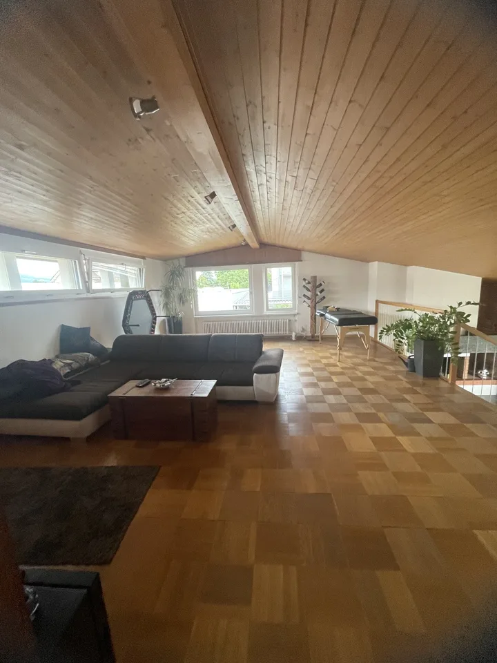 Charmante 4½-Zimmer-Wohnung mit Cheminée in Baldegg