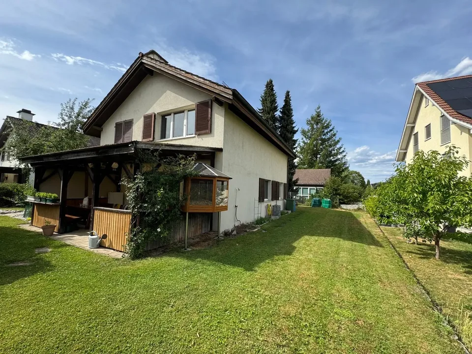 Charmantes 5.5-Zimmer-Einfamilienhaus mit Garten & Top-Mietkonditionen in Winterthur Hegi