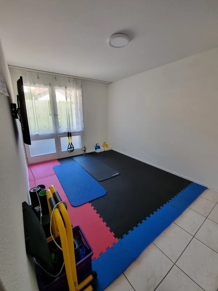 Möbliertes Zimmer frei ab ca. September