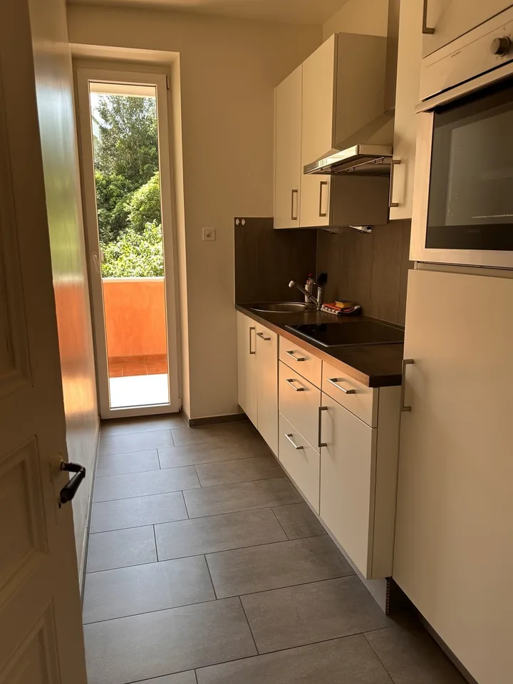 3 rooms furnished flat in Basel center