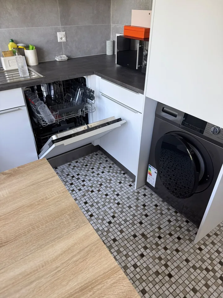 Appartement 2,5 pièces meublé - Sous-location Les Acacias (Genève)