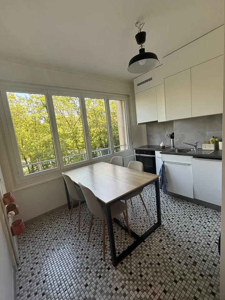Appartement 2,5 pièces meublé - Sous-location Les Acacias (Genève)