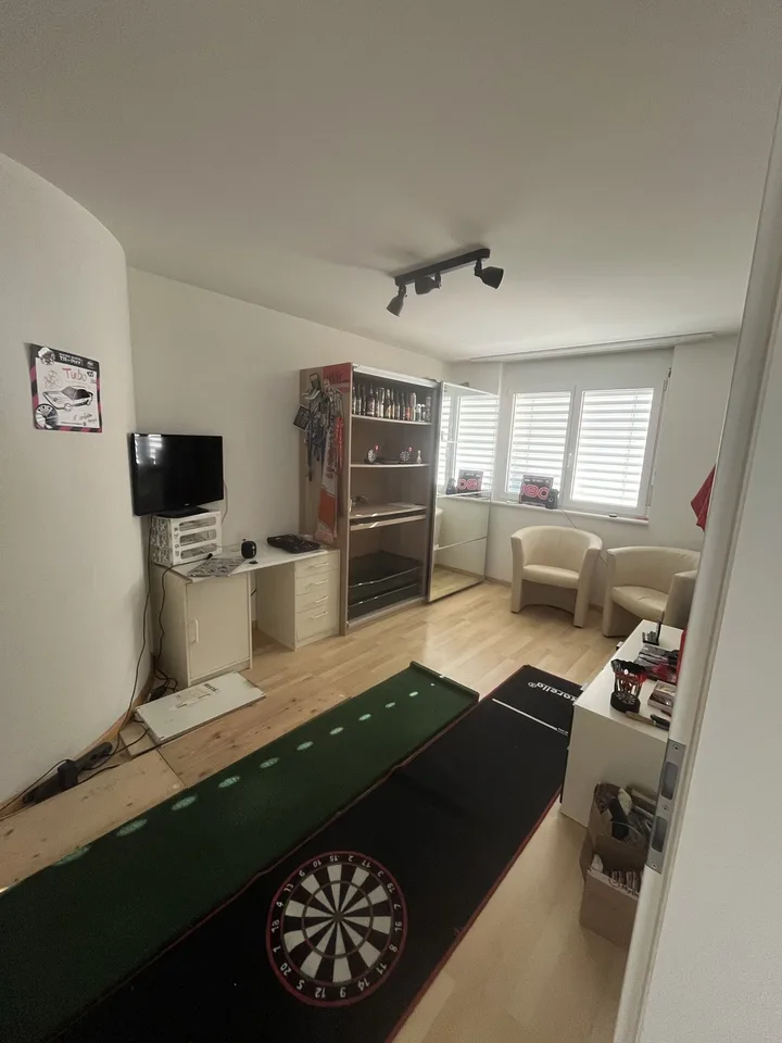 Charmante 4.5-Zimmer-Wohnung mit grossem Garten in Herznach – alles inklusive!
