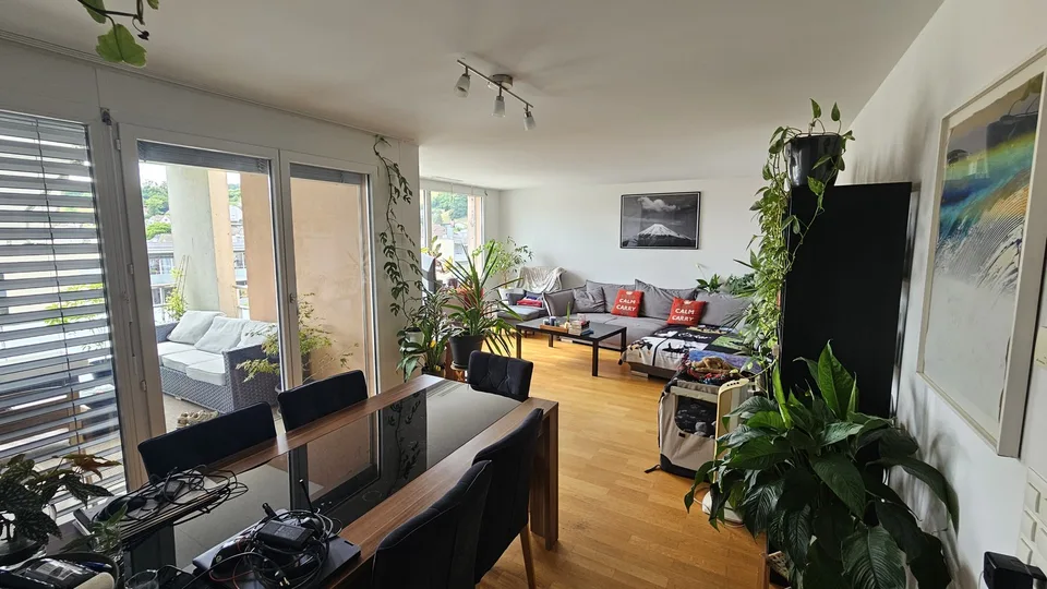 Helle 3.5 Zimmer-Attikawohnung zu vermieten per 1. September 2026
