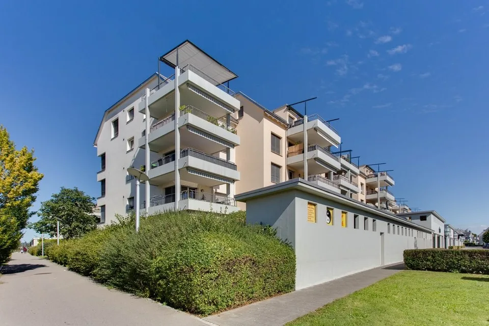 Grosszügige Dachwohnung!