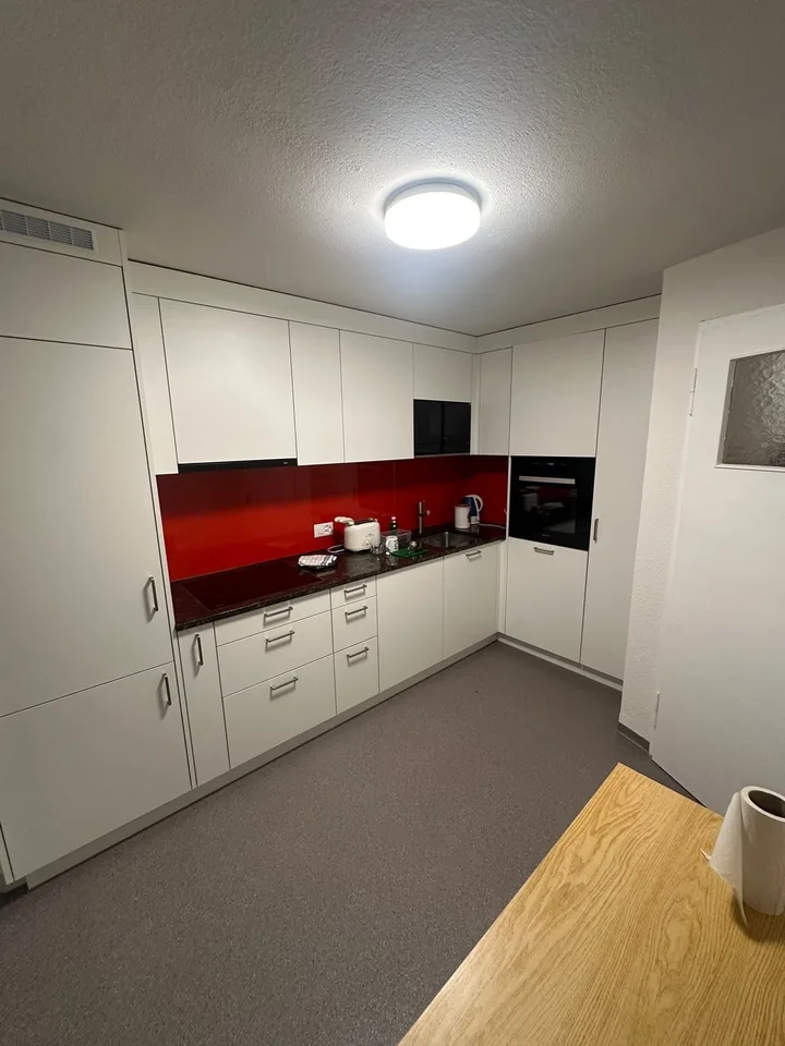 Möbliertes Zimmer in Luzern zu vermieten