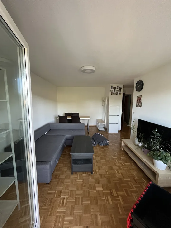 Nachmieter gesucht: Helle 2-Zimmer-Wohnung mit grossem Balkon in Effretikon