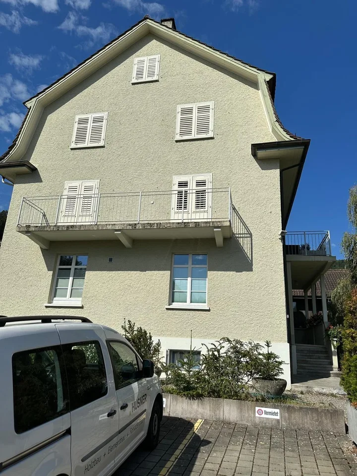 WG-Wohnung für eine befristete Zeit zu vermieten.