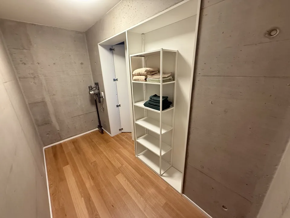 WG-Zimmer in topmoderner Wohnung
