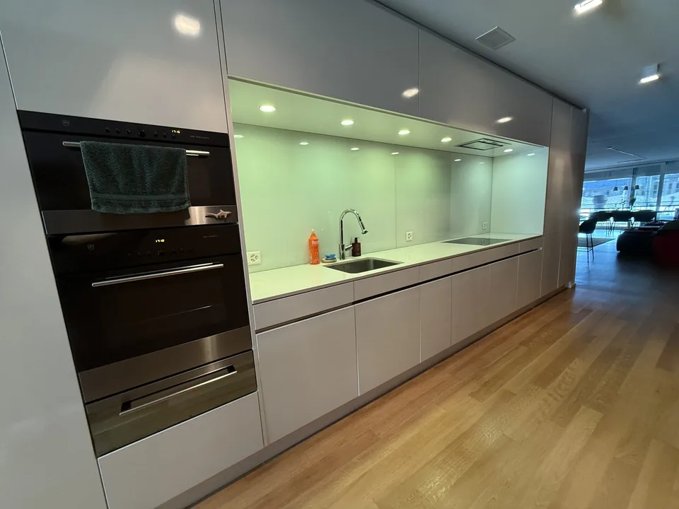 WG-Zimmer in topmoderner Wohnung