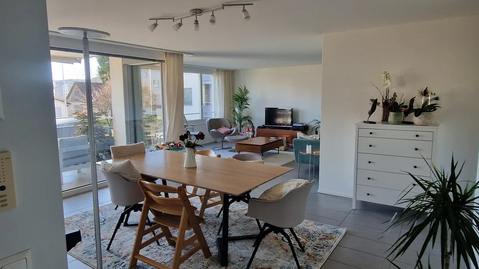 Geräumige 4,5-Zimmer-Wohnung in Dübendorf – verfügbar ab Oktober 2026