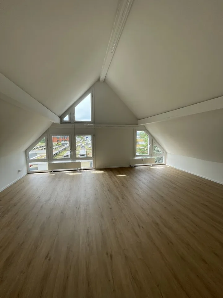 Atelier-/Bastelraum an zentraler Lage in Zürich-Oerlikon ab sofort