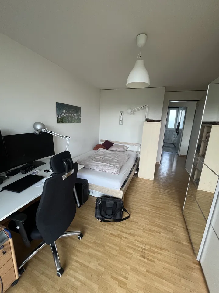Zwei freie Zimmer in grosszügiger 4er WG in Oerlikon