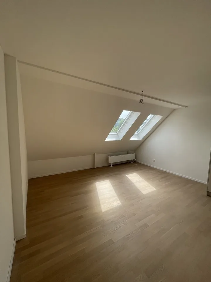 Atelier-/Bastelraum an zentraler Lage in Zürich-Oerlikon ab sofort