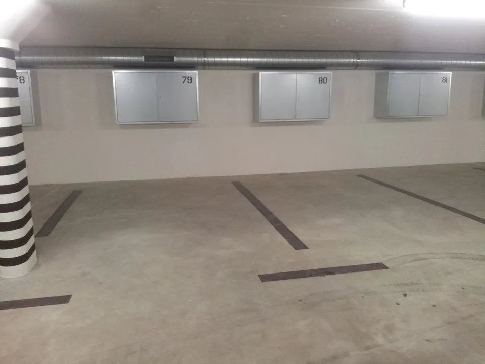 Garagenplatz mitten im Glattpark (e-Mobility Grundinstallation)