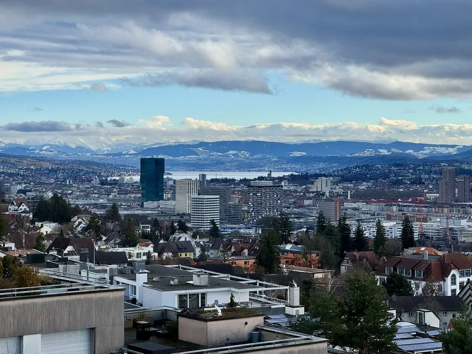 Zentrale Wohnung mit Weitblick über die Stadt