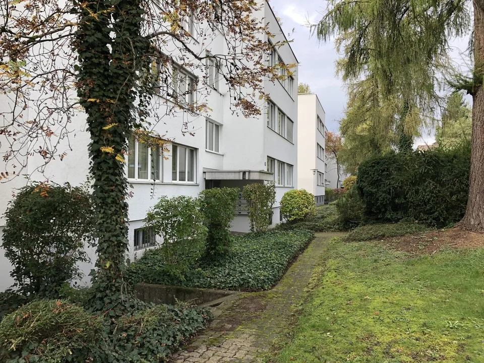 Zentrale Wohnung mit Weitblick über die Stadt