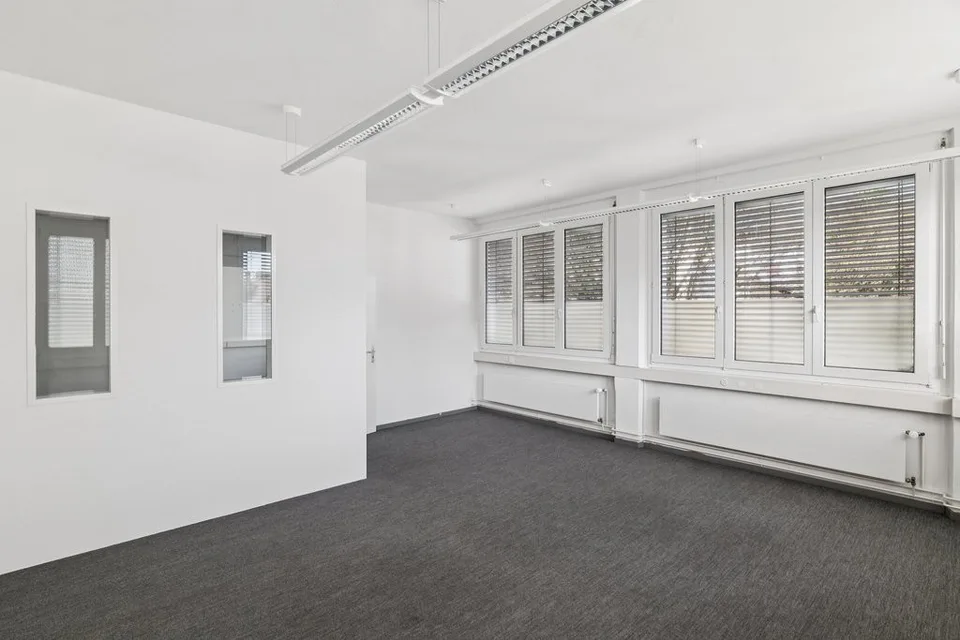 Attraktive Büro- und Gewerberäumlichkeiten in Solothurn! – foto 10 di 13