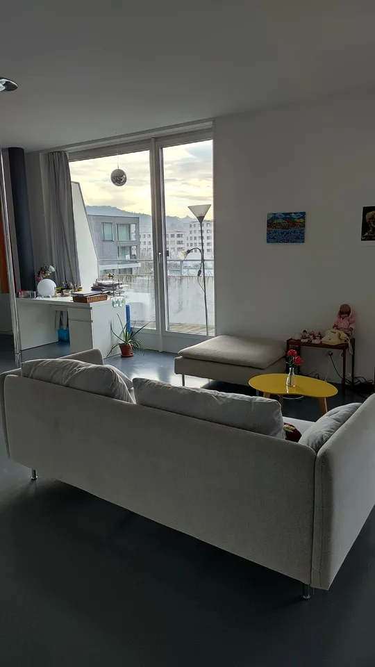 Untermiete: 56 m² möblierte Wohnung im 5. Stock mit Lift