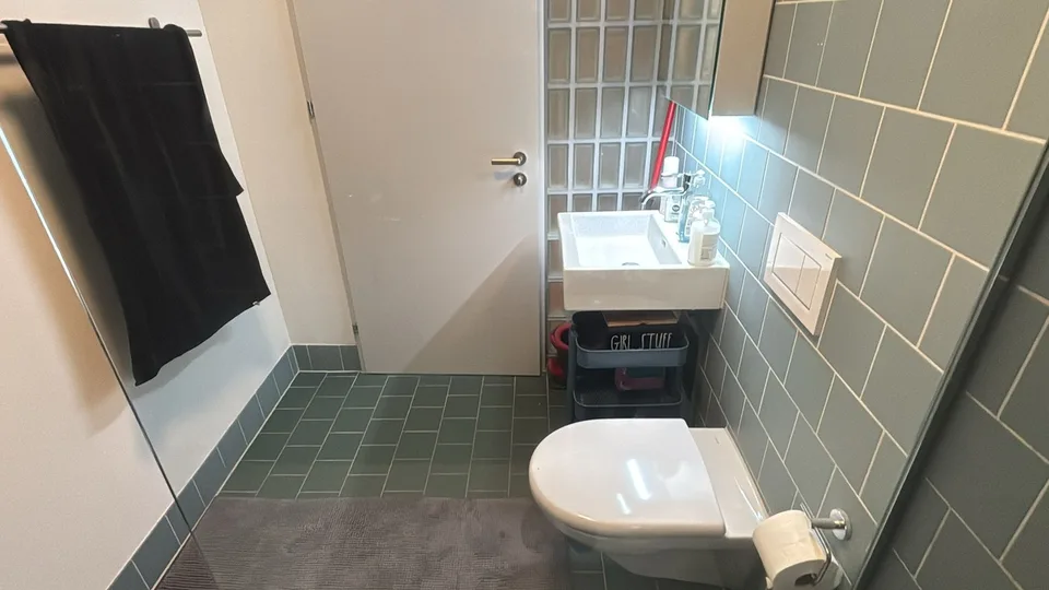 WG Zimmer (4-Zimmer Wohnung)