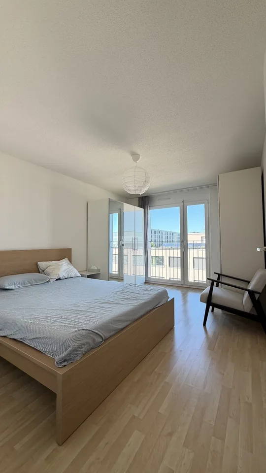 2.5-Zimmer-Wohnung, ca. 68 m², Loggia und Lift – CHF 2'054 brutto, Zürich Seebach