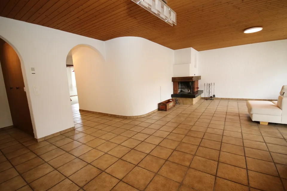 Attraktive 5.5-Zimmer-Eigentumswohnung mit 120 m² an begehrter Lage in Lachen SZ
