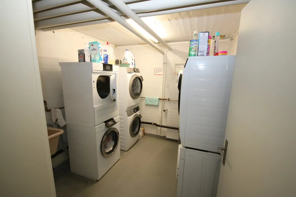 Attraktive 5.5-Zimmer-Eigentumswohnung mit 120 m² an begehrter Lage in Lachen SZ – photo 18 sur 20