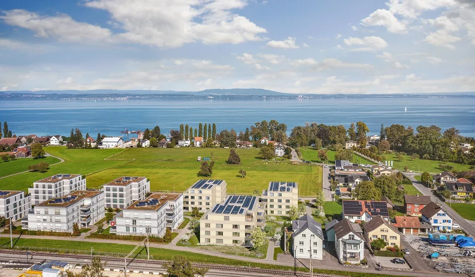 Gartenwohnung mit grosszügigem Aussenbereich und Seesicht