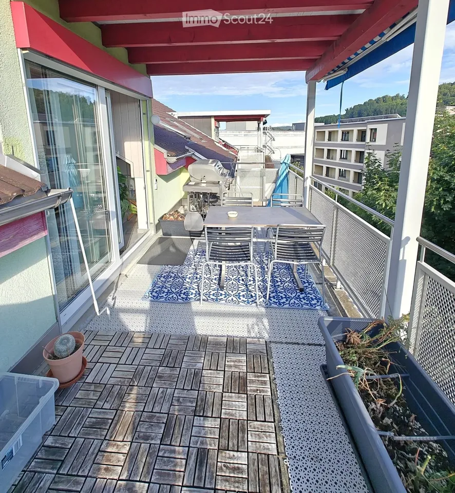 Charmante 4.5-Zimmerwohnung mit 2 Parkplätzen