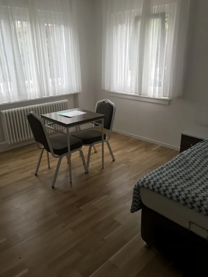 Möbliertes Zimmer in Aarau zentral und komplett eingerichtet